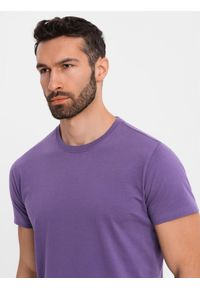 Ombre Clothing - Męski klasyczny bawełniany T-shirt BASIC - fioletowy V13. Okazja: na co dzień. Kolor: fioletowy. Materiał: bawełna. Styl: klasyczny #3