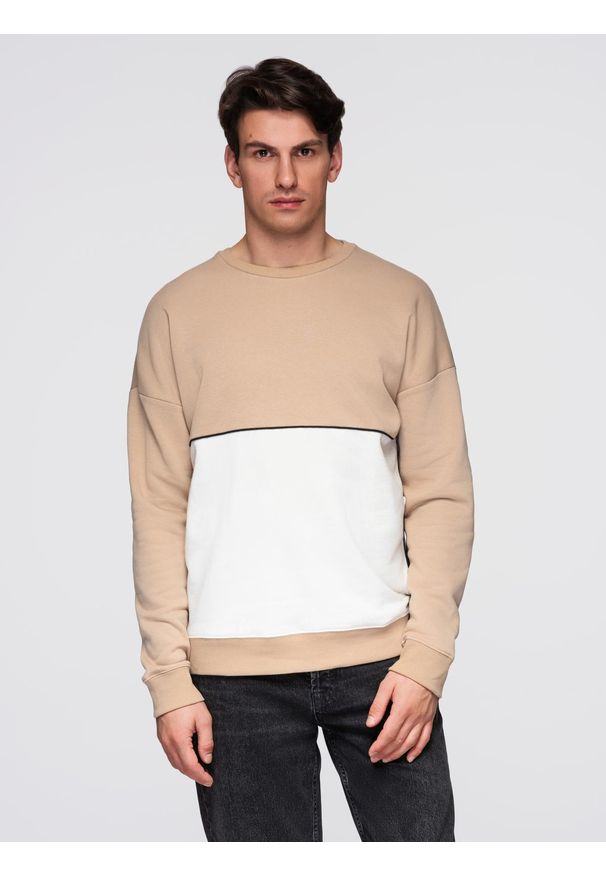 Ombre Clothing - Bluza męska OVERSIZE z kontrastowym łączeniem kolorów - beżowa V2. Kolor: beżowy. Materiał: poliester, bawełna, materiał. Wzór: aplikacja