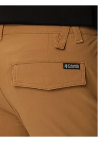 columbia - Columbia Spodnie outdoor Roc™ Tech 2142151 Brązowy Regular Fit. Kolor: brązowy. Materiał: syntetyk. Sport: outdoor #3
