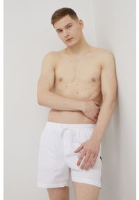 Calvin Klein szorty kąpielowe kolor biały. Kolor: biały. Materiał: poliester, materiał. Wzór: aplikacja #3