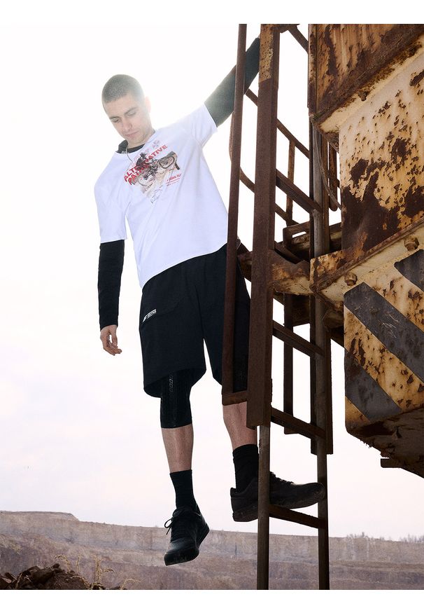 4f - 4F T-shirt relaxed z nadrukiem męski - biały M. Okazja: na co dzień. Kolor: biały. Materiał: dresówka, dzianina, materiał, jeans, bawełna. Wzór: nadruk. Styl: casual, klasyczny