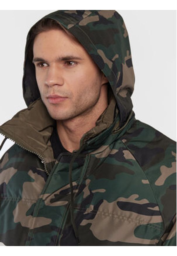 Zadig&Voltaire - Zadig & Voltaire Kurtka zimowa Bristol Technical Poly WMOW00331 Zielony Relaxed Fit. Kolor: zielony. Materiał: syntetyk. Sezon: zima