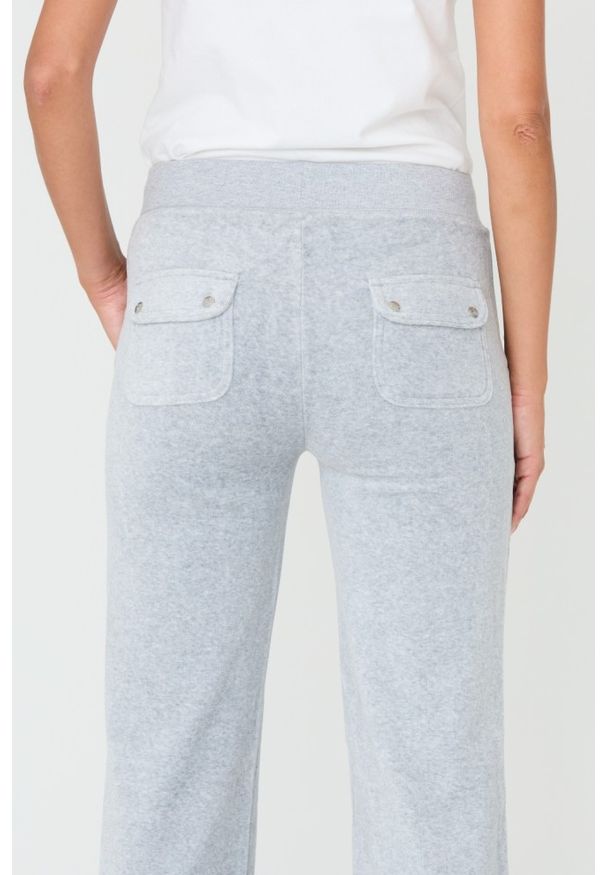 Juicy Couture - JUICY COUTURE Szare damskie spodnie Del Ray, Rozmiar L. Kolor: szary. Materiał: bawełna. Wzór: haft