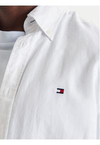 TOMMY HILFIGER - Tommy Hilfiger Koszula MW0MW42450 Biały Regular Fit. Kolor: biały. Materiał: bawełna #3