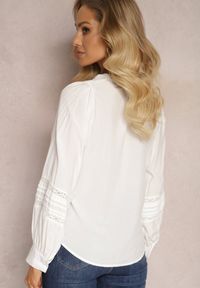 Renee - Biała Koszula z Koronką i Szerokim Rękawem Versina. Kolor: biały. Materiał: koronka. Wzór: koronka #3