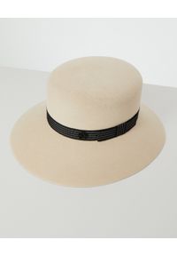 MAISON MICHEL PARIS - Beżowy kapelusz. Kolor: niebieski. Materiał: materiał. Wzór: aplikacja, paski #3