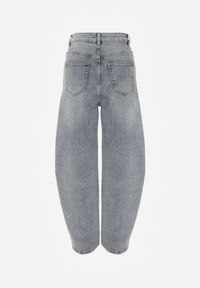 Born2be - Jasnoniebieskie Bawełniane Jeansy o Kroju Barrel Leg z Wysokim Stanem Vimariele. Okazja: na co dzień. Stan: podwyższony. Kolor: niebieski. Styl: casual, klasyczny, boho #3
