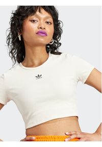 Adidas - adidas T-Shirt Essentials IJ7804 Beżowy Slim Fit. Kolor: beżowy. Materiał: bawełna #4