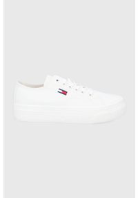 Tommy Jeans tenisówki damskie kolor biały. Nosek buta: okrągły. Zapięcie: sznurówki. Kolor: biały. Materiał: guma, bawełna. Obcas: na platformie