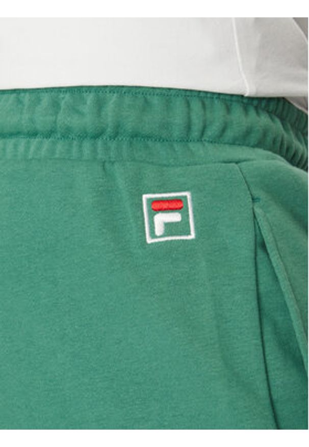 Fila Szorty sportowe Lamswaarde FAM0909 Zielony Regular Fit. Kolor: zielony. Materiał: bawełna. Styl: sportowy