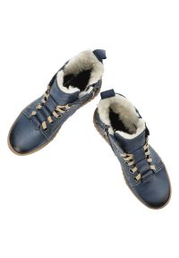 Granatowe Trzewiki Armodo Ciepłe Obuwie Damskie. Okazja: na co dzień. Zapięcie: zamek. Kolor: niebieski. Materiał: skóra, jeans, futro, syntetyk. Sezon: zima. Obcas: na koturnie. Styl: klasyczny, casual, elegancki, sportowy #9