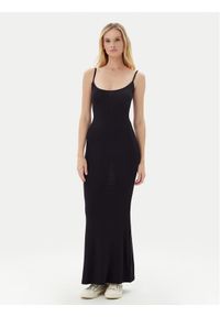 Guess Sukienka letnia O5GK10 KCDA2 Czarny Regular Fit. Kolor: czarny. Materiał: syntetyk. Sezon: lato