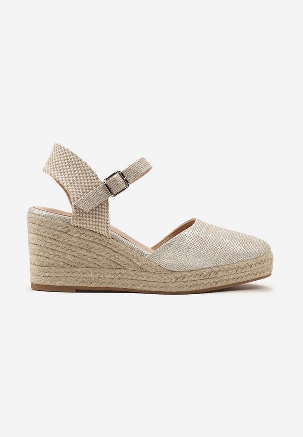 Renee - Srebrne Sandały na Plecionym Koturnie w Stylu Espadryli z Noskiem z Ekoskóry Beonira. Okazja: na imprezę. Kolor: srebrny. Wzór: aplikacja. Sezon: lato. Obcas: na koturnie