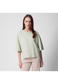 outhorn - T-shirt o kroju boxy gładki damski - zielony. Kolor: zielony. Materiał: materiał, bawełna, dzianina. Długość rękawa: krótki rękaw. Wzór: gładki #6
