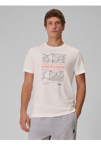 4f - 4F T-shirt regular z nadrukiem męski - kremowy S. Okazja: na co dzień, do pracy, na spacer. Kolor: kremowy. Materiał: bawełna, materiał. Wzór: nadruk. Styl: casual #1