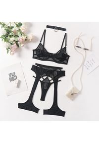 Intica - Pas do pończoch z zestawem na romantyczne wieczory Chihoko. Kolor: czarny. Materiał: materiał