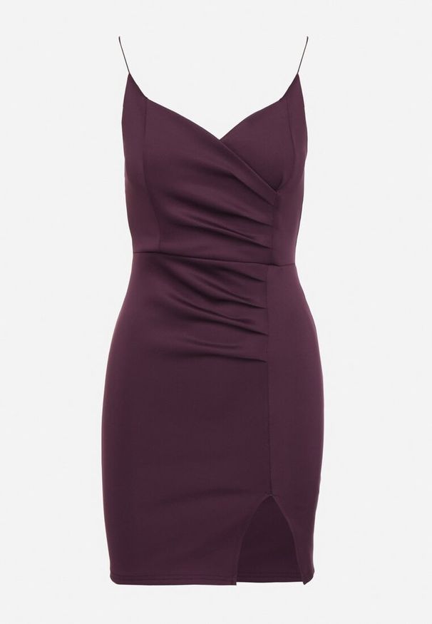 Born2be - Fioletowa Dopasowana Sukienka z Rozcięciem na Nogę Lunitena. Kolor: fioletowy. Materiał: materiał. Typ sukienki: dopasowane. Styl: klasyczny, elegancki