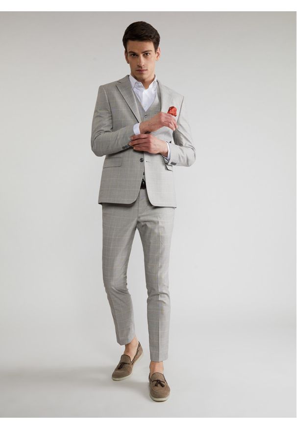 Pako Lorente - Szare spodnie garniturowe w subtelną kratę P22SF-6G-023-S-S. Kolor: szary. Materiał: poliester, wiskoza, elastan