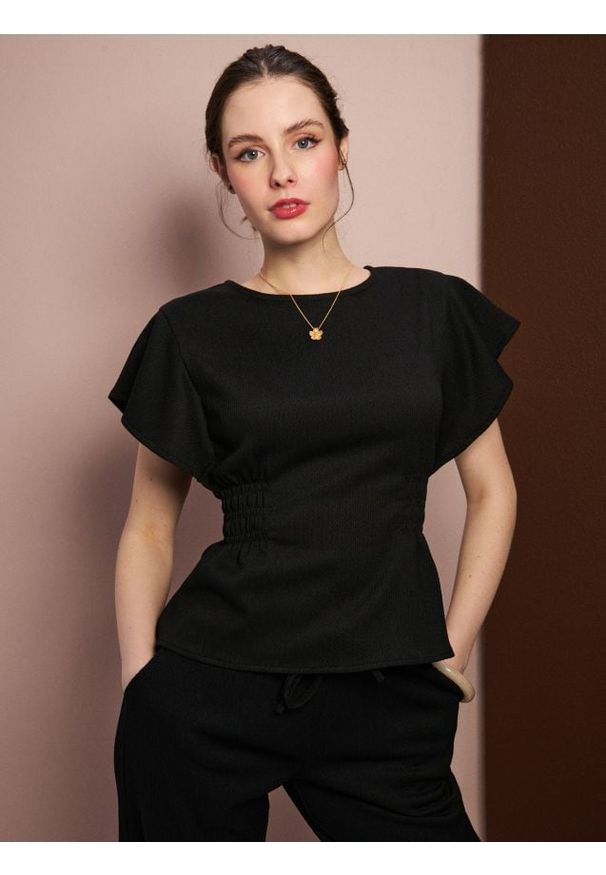 Sinsay - Bluzka z marszczeniem w talii - czarny. Kolor: czarny
