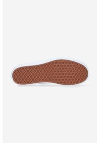 Vans tenisówki Classic Slip-On Stackf V kolor biały VN0A7Q5RW00-BIALY. Nosek buta: okrągły. Zapięcie: bez zapięcia. Kolor: biały. Materiał: guma. Obcas: na platformie #5