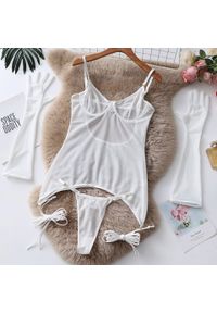 Intica - Komplet koronkowej bielizny na romantyczne wieczory Yvelise. Kolor: biały. Materiał: koronka