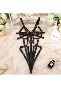 Intica - Body z regulowanymi paskami w stylu harness Remedios. Kolor: czarny. Materiał: materiał, skóra. Wzór: paski