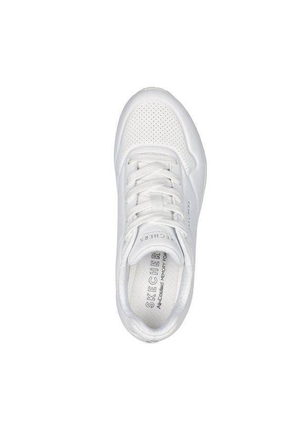 skechers - Buty Skechers Uno-Stand On Air, Kobiety. Kolor: biały. Materiał: guma, syntetyk, poliester, materiał