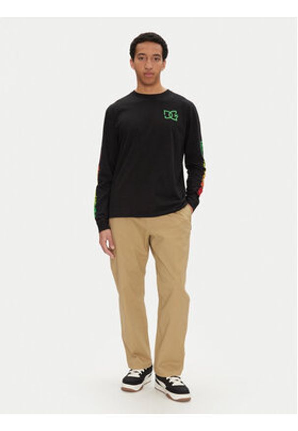 Element Spodnie materiałowe Chillin Classic ELYNP00153 Brązowy Regular Fit. Kolor: brązowy. Materiał: bawełna