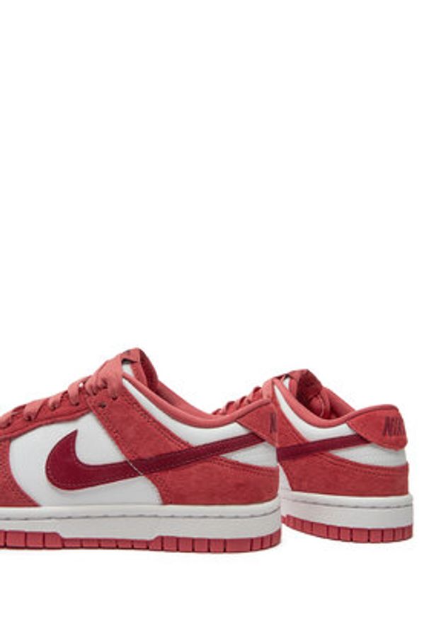 Nike Sneakersy Dunk Low Vday FQ7056 100 Biały. Kolor: biały. Materiał: skóra, zamsz