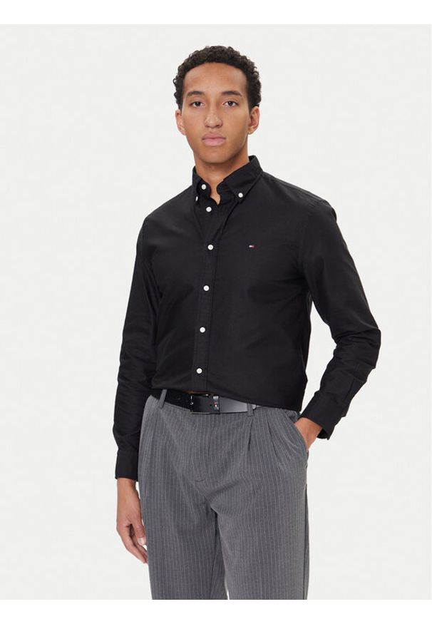 TOMMY HILFIGER - Tommy Hilfiger Koszula Solid Heritage MW0MW35774 Czarny Regular Fit. Kolor: czarny. Materiał: bawełna