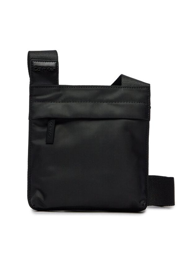 Calvin Klein Saszetka Ck Faded K50K511629 Czarny. Kolor: czarny. Materiał: materiał