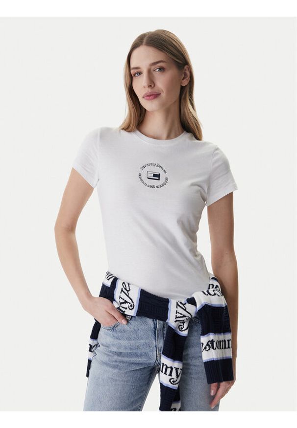 Tommy Jeans T-Shirt DW0DW22273 Biały Slim Fit. Kolor: biały. Materiał: bawełna