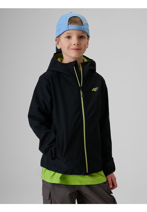 4f - 4F Kurtka softshell wiatroodporna membrana 5000 chłopięca - czarna 146 (10-11 lat). Okazja: na uczelnię. Kolor: czarny. Materiał: softshell. Sezon: lato