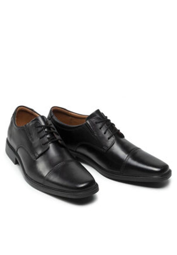 Clarks Półbuty Tilden Cap 261103097 Czarny. Kolor: czarny. Materiał: skóra