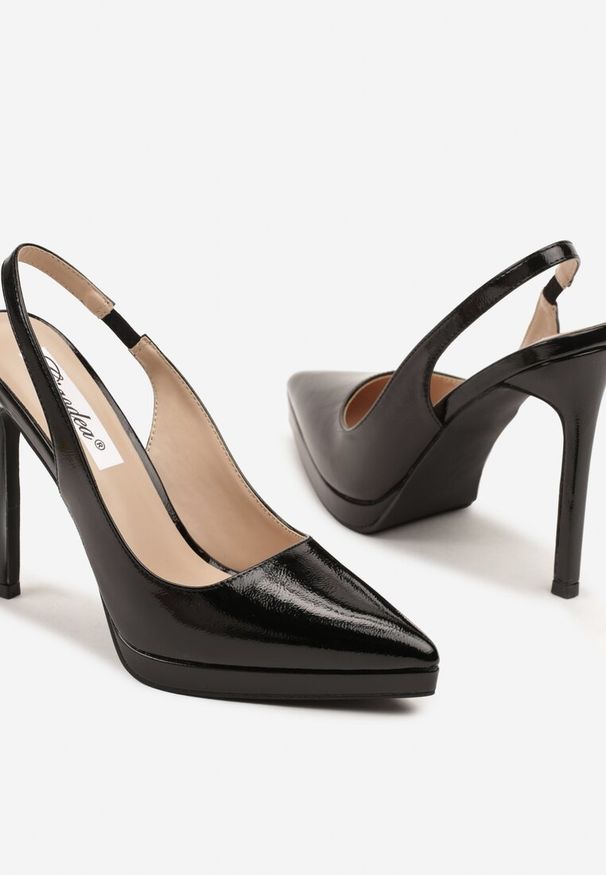 Renee - Czarne Sandały na Szpilce Lakierowane Typu Slingback Novalise. Okazja: na co dzień. Kolor: czarny. Materiał: lakier. Wzór: kwiaty. Obcas: na szpilce. Styl: elegancki, casual