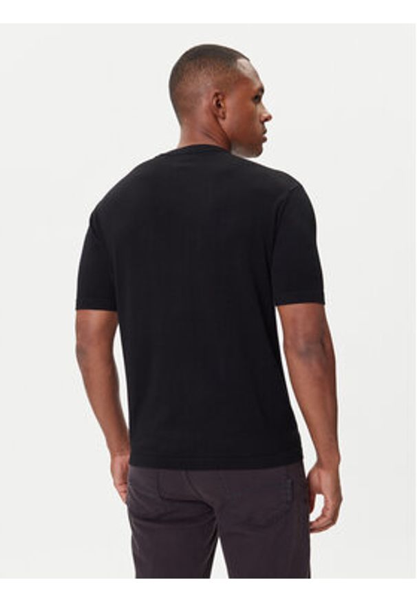 Armani Exchange Sweter XM001924 AF18947 UC001 Czarny Slim Fit. Kolor: czarny. Materiał: wiskoza