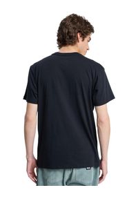 Quiksilver - Koszulka z krótkim rękawem EV COMP LOGO Mężczyźni. Kolor: brązowy, zielony, wielokolorowy. Materiał: materiał, bawełna. Długość rękawa: krótki rękaw. Długość: krótkie. Wzór: nadruk
