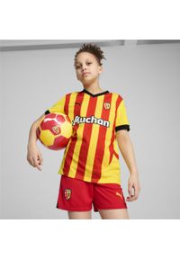 Puma - Młodzieżowa koszulka domowa RC Lens 24/25 PUMA Pelé Yellow Red. Kolor: czerwony, wielokolorowy, żółty. Sport: piłka nożna