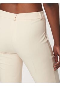 Rinascimento Spodnie materiałowe CFC0128650003 Beżowy Regular Fit. Kolor: beżowy. Materiał: syntetyk #3