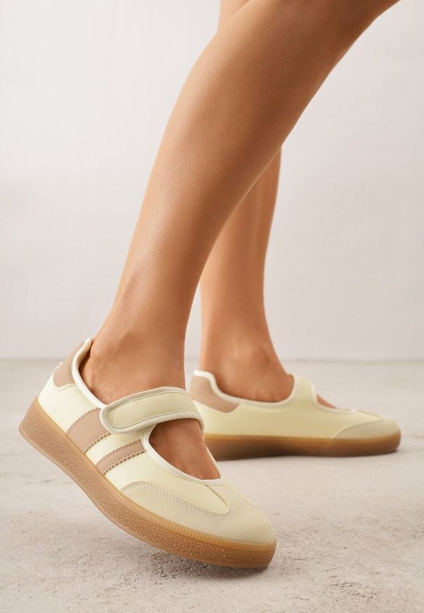 Renee - Żółte Tenisówki Sneakeriny z Paskiem na Rzep Pirel. Okazja: na co dzień. Zapięcie: rzepy. Kolor: żółty. Materiał: jeans, koronka. Wzór: gładki. Styl: casual, elegancki, sportowy