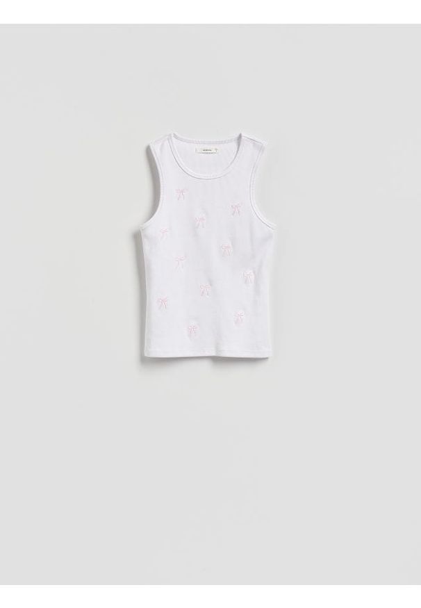 Reserved - Bawełniany top z haftem - biały. Kolor: biały. Materiał: bawełna. Wzór: haft