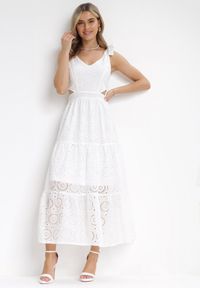 Born2be - Biała Sukienka Maxi na Wiązanych Ramiączkach z Wycięciem na Plecach Ulati. Kolor: biały. Materiał: tkanina. Długość rękawa: na ramiączkach. Wzór: haft. Długość: maxi #4