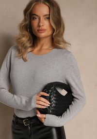 Renee - Szary Gładki Sweter w Minimalistycznym Stylu Tevra. Okazja: na co dzień. Kolor: szary. Materiał: jeans. Wzór: gładki. Styl: klasyczny, casual #5
