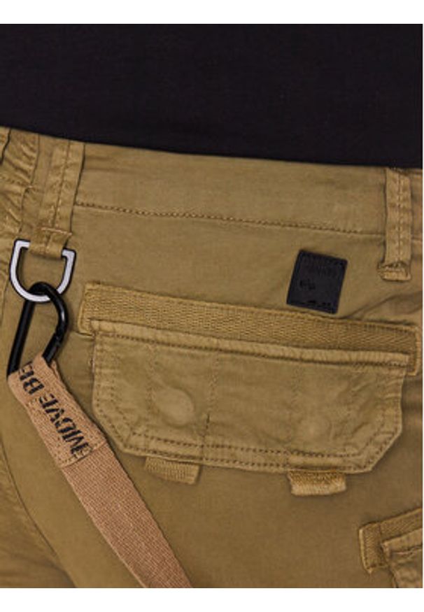Alpha Industries Szorty materiałowe Utility 116213 Beżowy Slim Fit. Kolor: beżowy. Materiał: bawełna