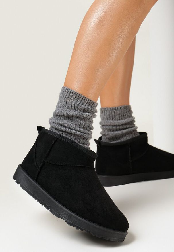 Born2be - Czarne Śniegowce Krótkie z Ekozamszu Lolein. Kolor: czarny. Materiał: zamsz, futro. Obcas: na płaskiej podeszwie