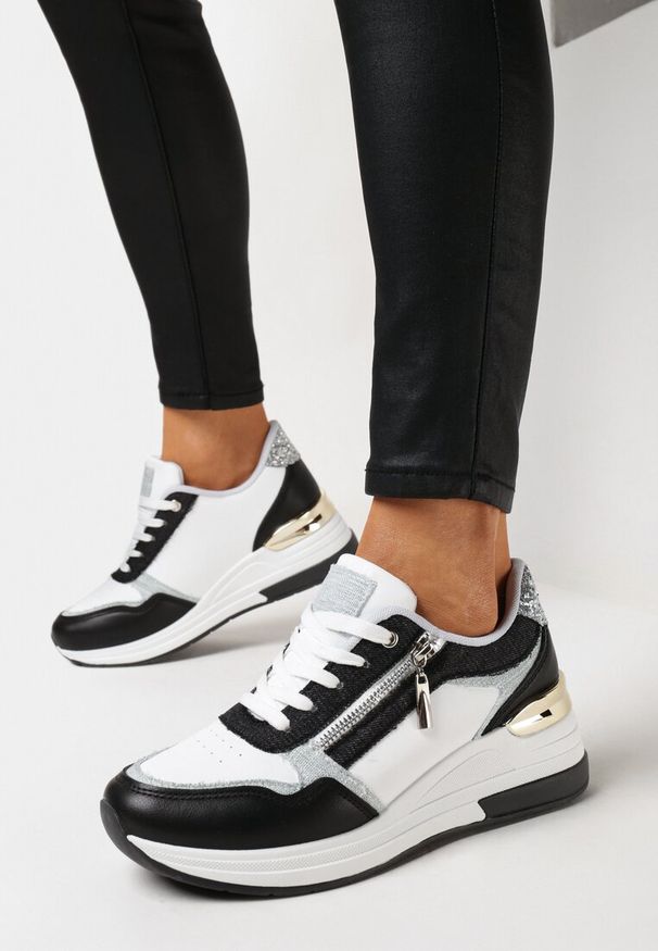 Born2be - Czarno-Białe Sneakersy na Niskim Koturnie z Ozdobnym Suwakiem i Metaliczną Wstawką Lorealissa. Kolor: czarny. Obcas: na koturnie