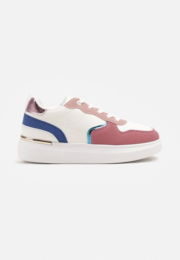 Born2be - Biało-Różowe Sneakersy Ozdobione Metalicznymi Wstawkami Delarila. Okazja: na co dzień. Zapięcie: sznurówki. Kolor: biały. Materiał: jeans. Wzór: aplikacja. Sezon: wiosna, lato