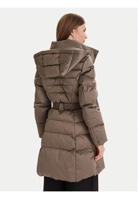 Guess Płaszcz zimowy W5BL30 W2802 Beżowy Regular Fit. Kolor: beżowy. Materiał: syntetyk. Sezon: zima #7