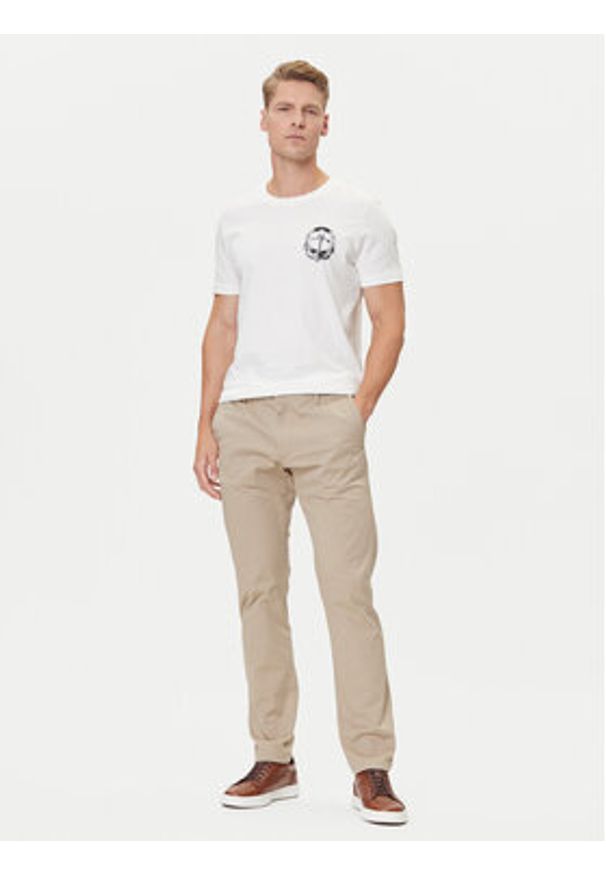JOOP! Jeans T-Shirt 15 JJJ-28Alidor 30047014 Beżowy Modern Fit. Kolor: beżowy. Materiał: bawełna