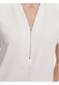 Calvin Klein Bluzka K20K208188 Biały Regular Fit. Kolor: biały. Materiał: syntetyk #3